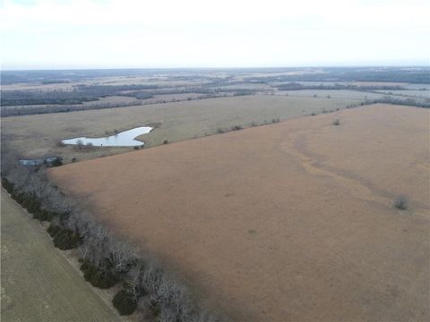 1350 Range Road Fort Scott KS 66701