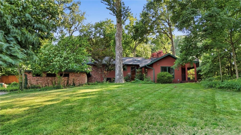 8728 Meadow Lane