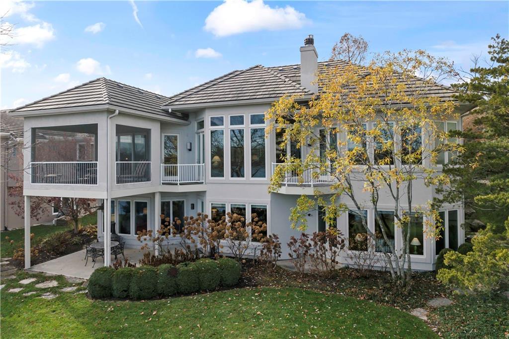 442 South Shore Drive