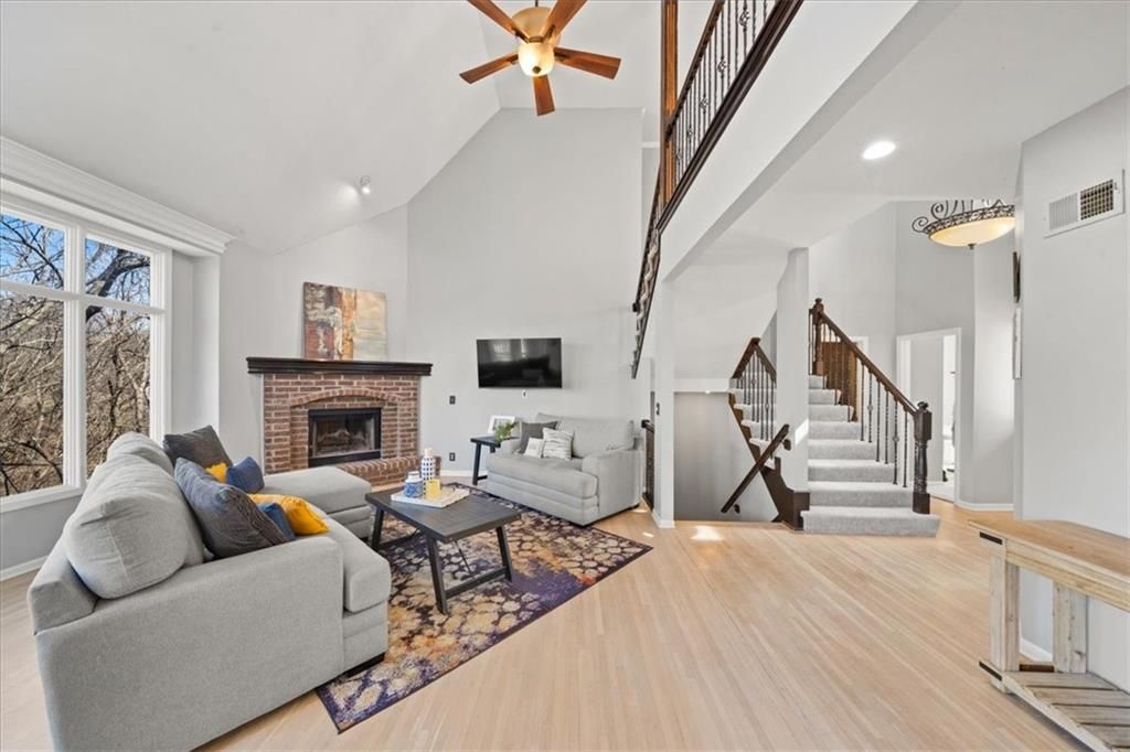 Photo of 32210 W 91 Street, De Soto, KS 66018 (MLS # 2606391)