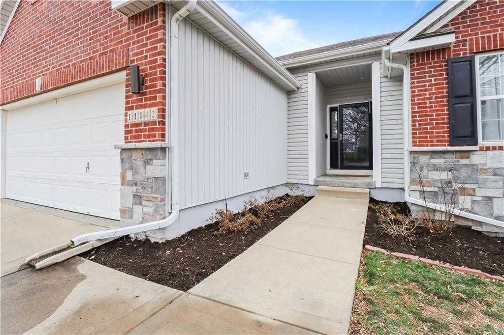 11142 Whispering Lane