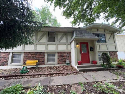 6705 E 140th Place Grandview MO 64030