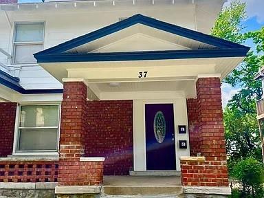 37 E 32nd Street