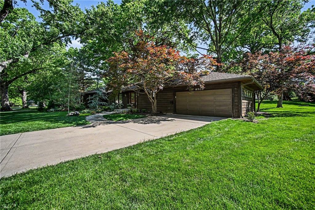 8500 Cherokee Lane