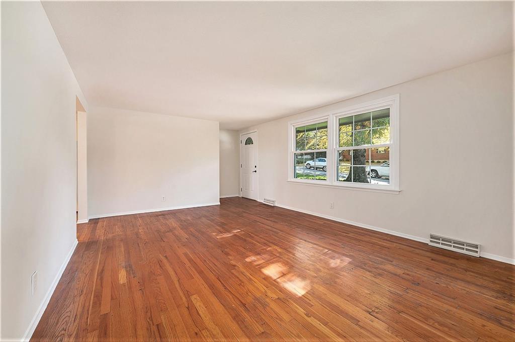 4912 NW 61st Terrace