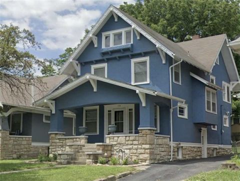 136 Lawn Avenue Kansas City MO 64123