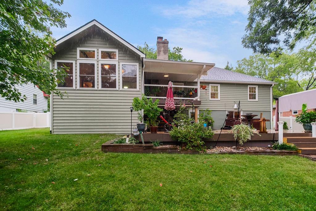101 E 109th Terrace