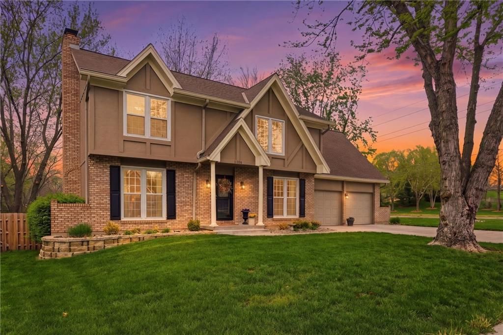 Photo of 1100 Wellington Way, Liberty, MO 64068 (MLS # 2613571)