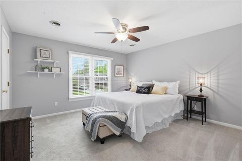 Tiny photo for 1100 Wellington Way, Liberty, MO 64068 (MLS # 2613571)