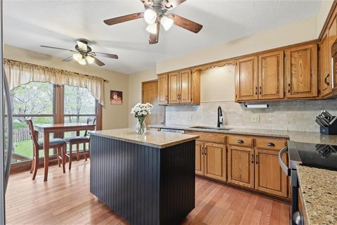 Tiny photo for 1100 Wellington Way, Liberty, MO 64068 (MLS # 2613571)