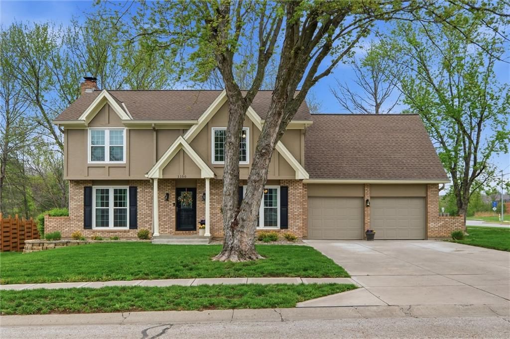 Photo of 1100 Wellington Way, Liberty, MO 64068 (MLS # 2613571)