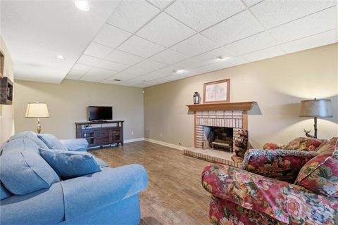 Tiny photo for 1100 Wellington Way, Liberty, MO 64068 (MLS # 2613571)