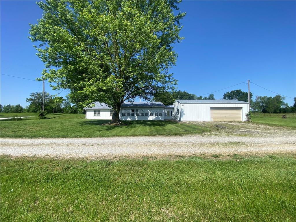 1445 NW 800 Road