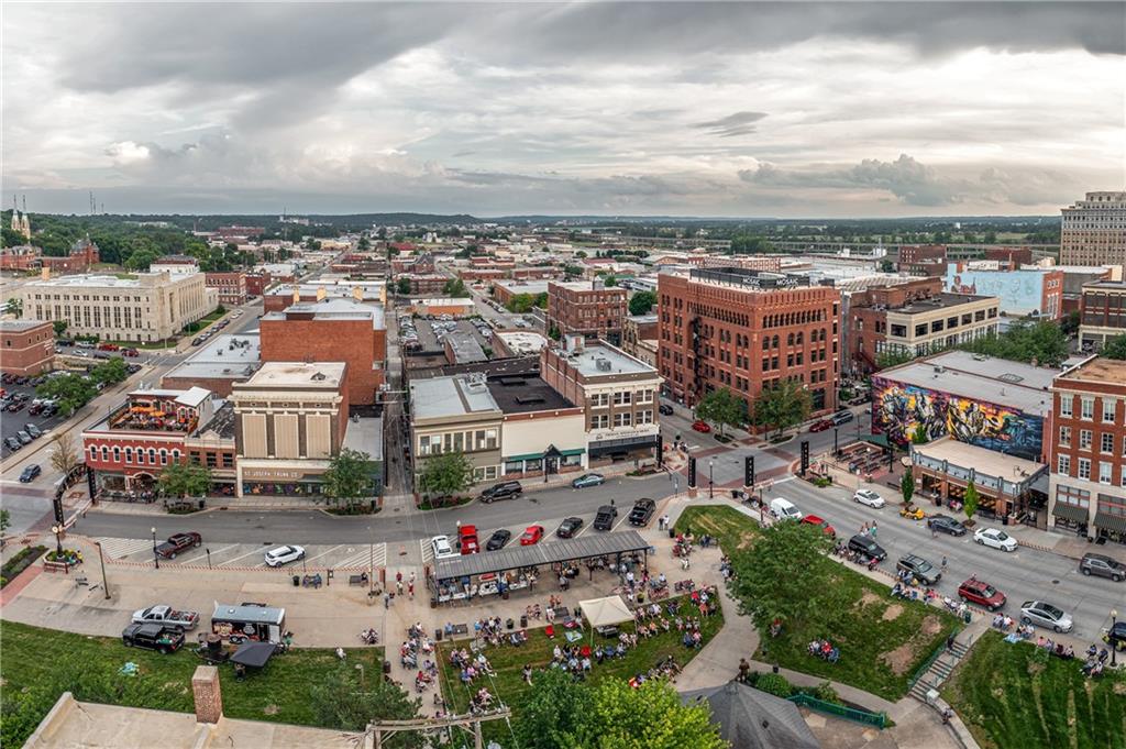 St Joseph, Missouri 64501, United States, ,Commercial,Pending,68383