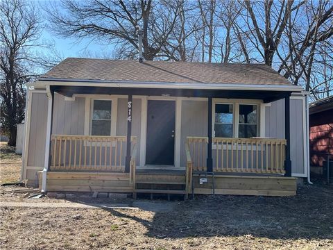 MLS: 2535196