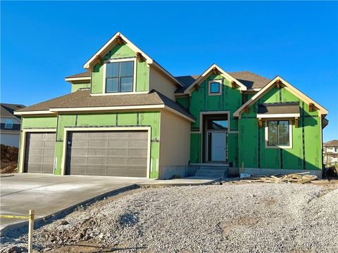 Photo of 13012 W 174th Place, Overland Park, KS 66221 (MLS # 2565460) Photo of 13012 W 174th Place, Overland Park, KS 66221 (MLS # 2565460)