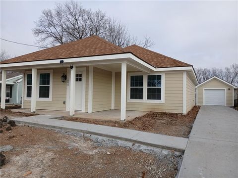 1893 S Tremont Street Kansas City KS 66103