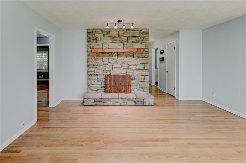 Raytown, Missouri 64138, United States, 3 Bedrooms Bedrooms, ,2 BathroomsBathrooms,Residential,Active,160091