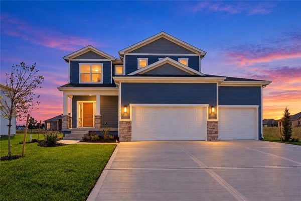 18455 W 195TH ST, SPRING HILL, KS 66083 - Image 751ec0e45055c562e1d31991bcccc4bb/1359824483