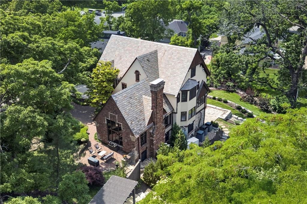 840 Rockwell Lane