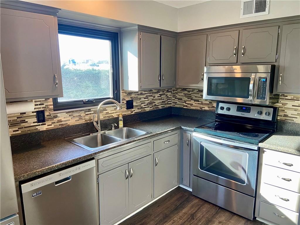 10186 Haskins Street