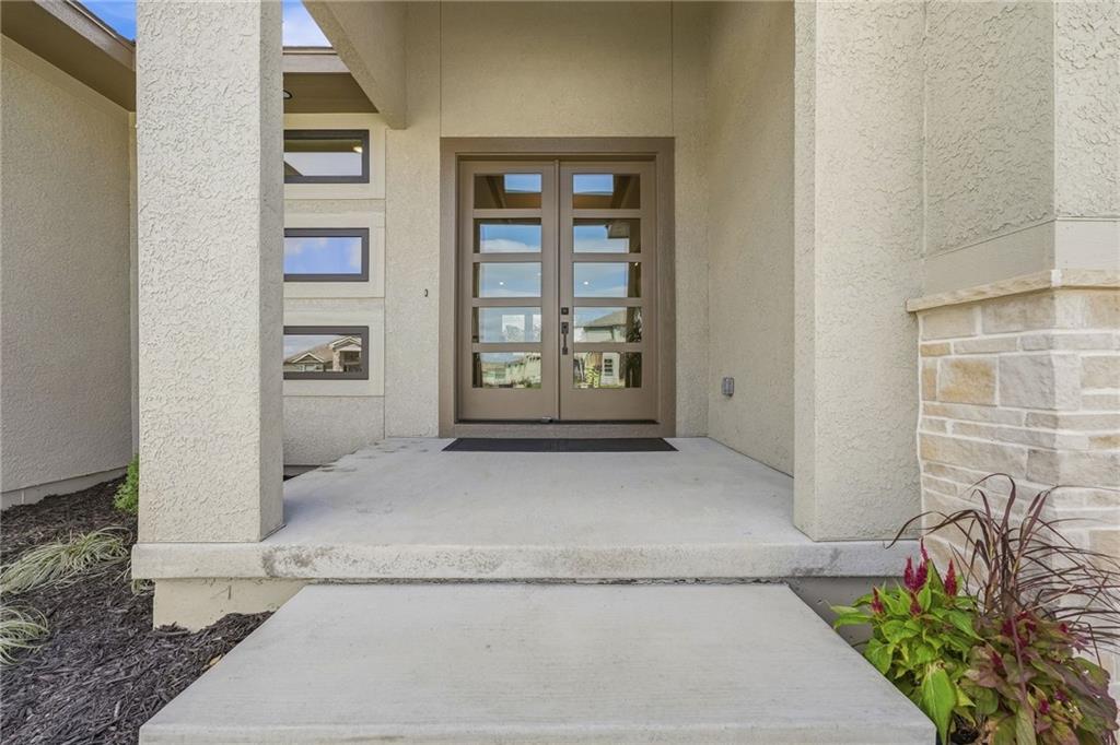 1117 Hummingbird Court