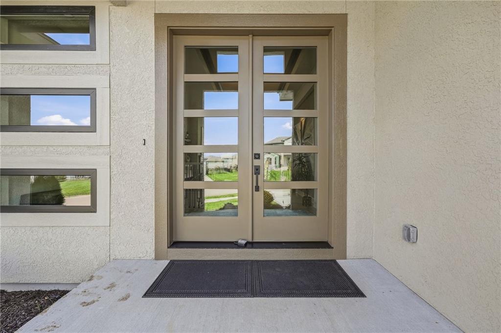 1117 Hummingbird Court