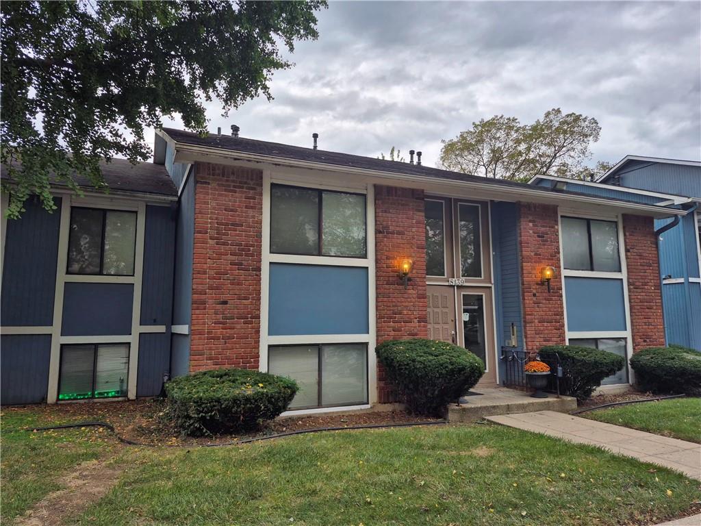 8139 Holmes Road D201