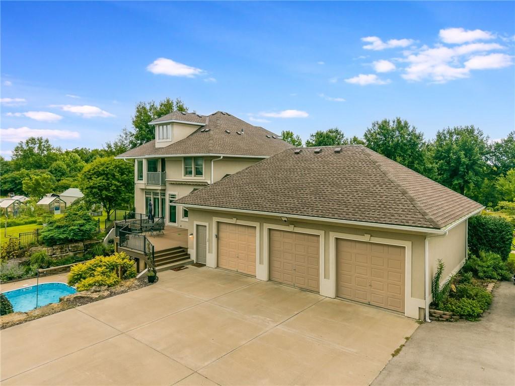 17017 NE 76th Street