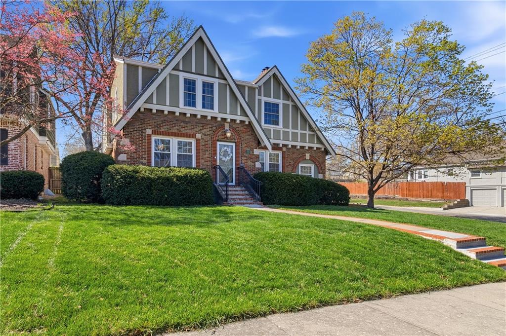 1295 W 72ND Terrace