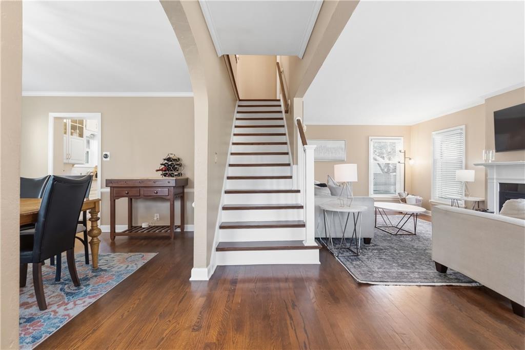1295 W 72ND Terrace