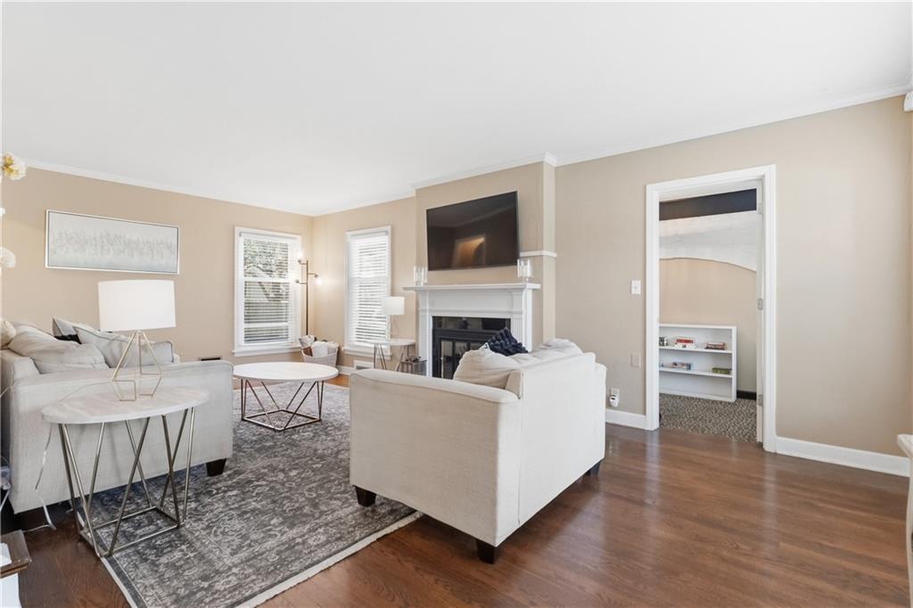 1295 W 72ND Terrace