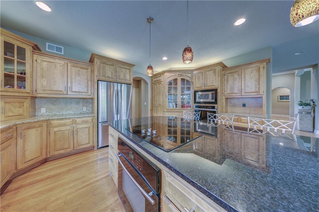 20415 W 88th Terrace