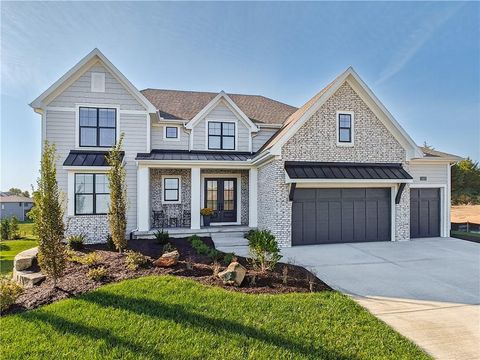 Photo of 7916 Millridge Street, Shawnee, KS 66220 (MLS # 2615507)