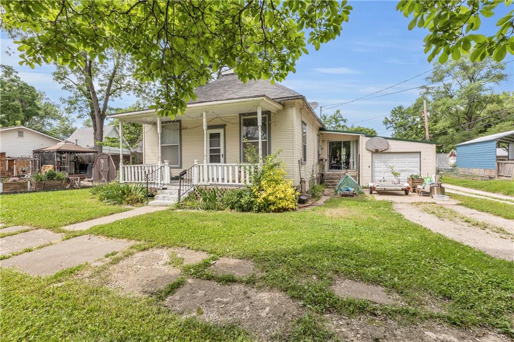 613 W 3rd Street