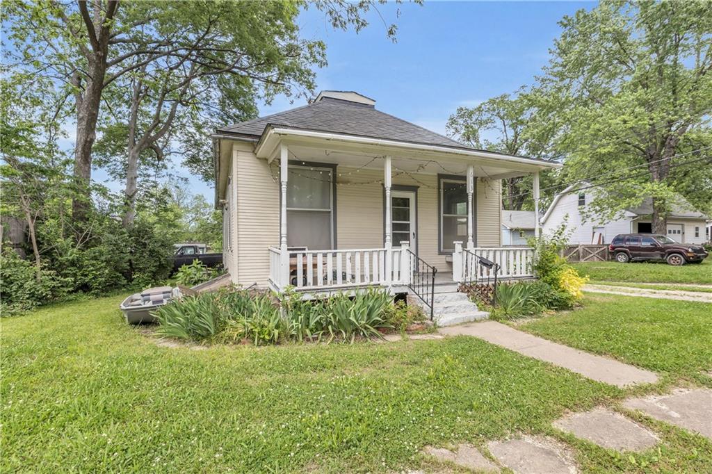 613 W 3rd Street