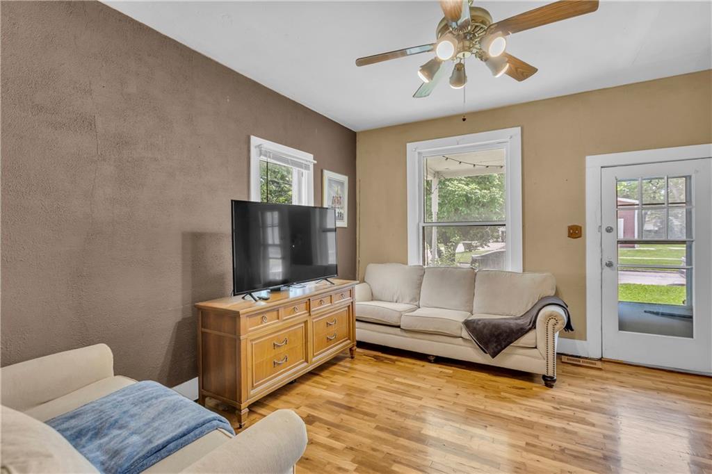 613 W 3rd Street