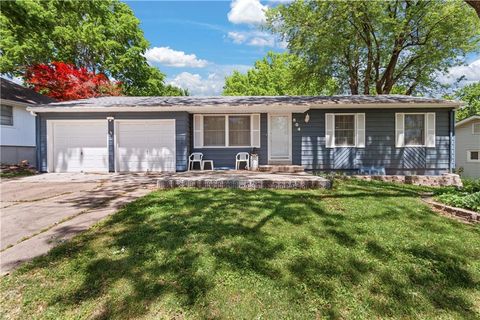 804 NW Maynard Street, Blue Springs, MO 64015 - MLS#: 2546188
