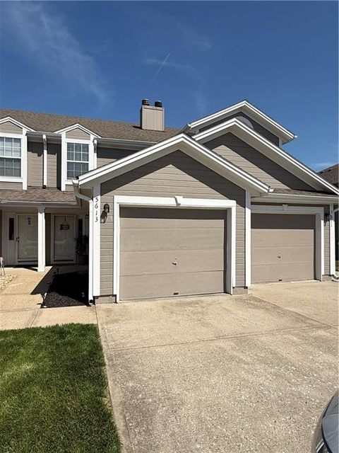 Photo of 5613 NW Moonlight Meadow Court, Lees Summit, MO 64064 (MLS # 2618034)