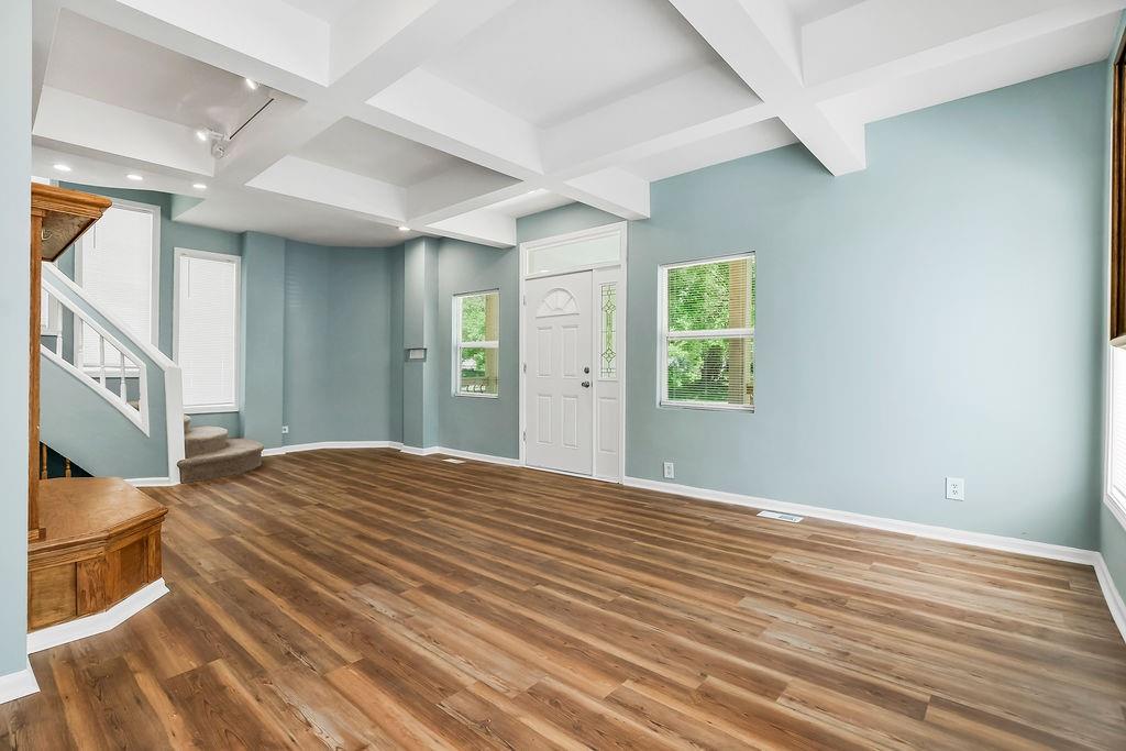 111 W Southside Boulevard