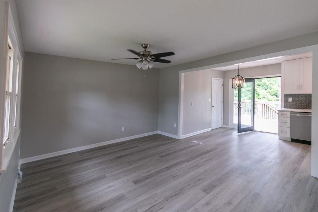 Photo of 15204 E 48th Street, Kansas City, MO 64136 (MLS # 2618605)