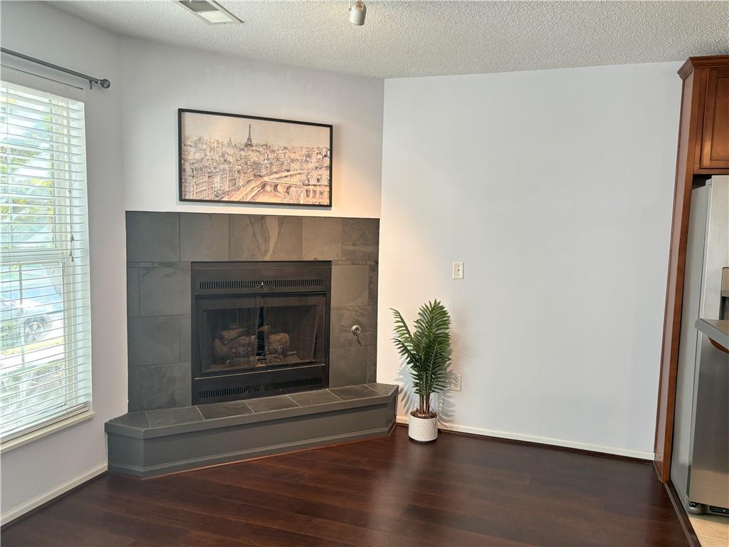 4160 Roanoke Road