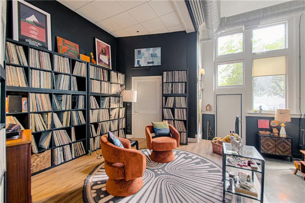 523 Grand #1D Boulevard 1D