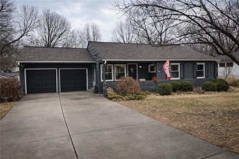 7745 Reeds Road Prairie Village KS 66208