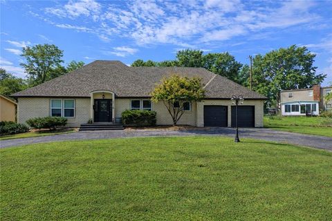 12414 Valley Brook Drive Grandview MO 64030