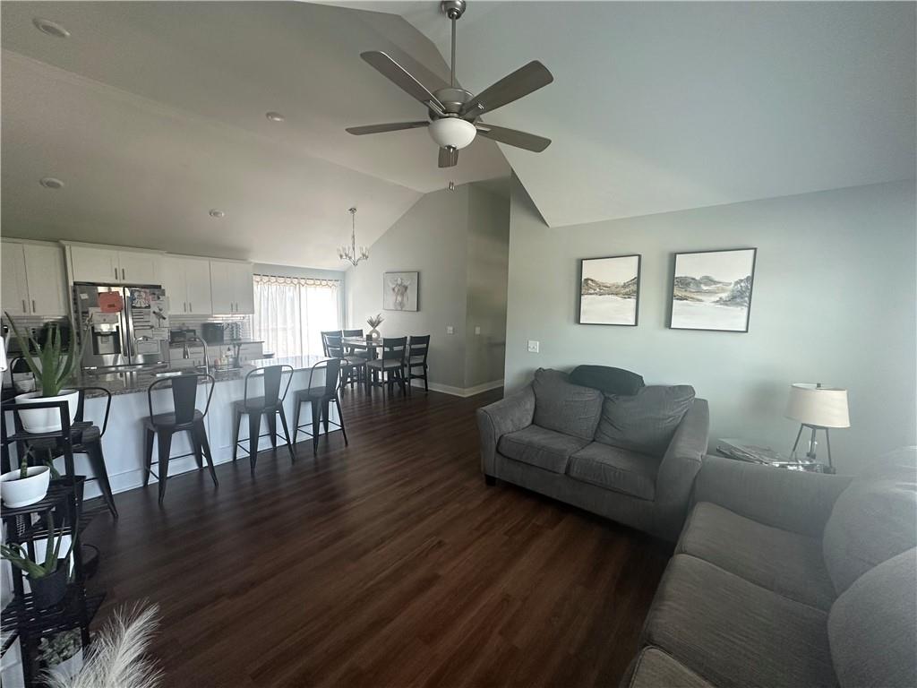 1905 Eagle Drive