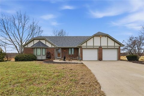26418 S Freedom Road Harrisonville MO 64701