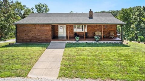 28060 Uncle Bob Avenue, Clinton, MO 64735 - #: 2566642