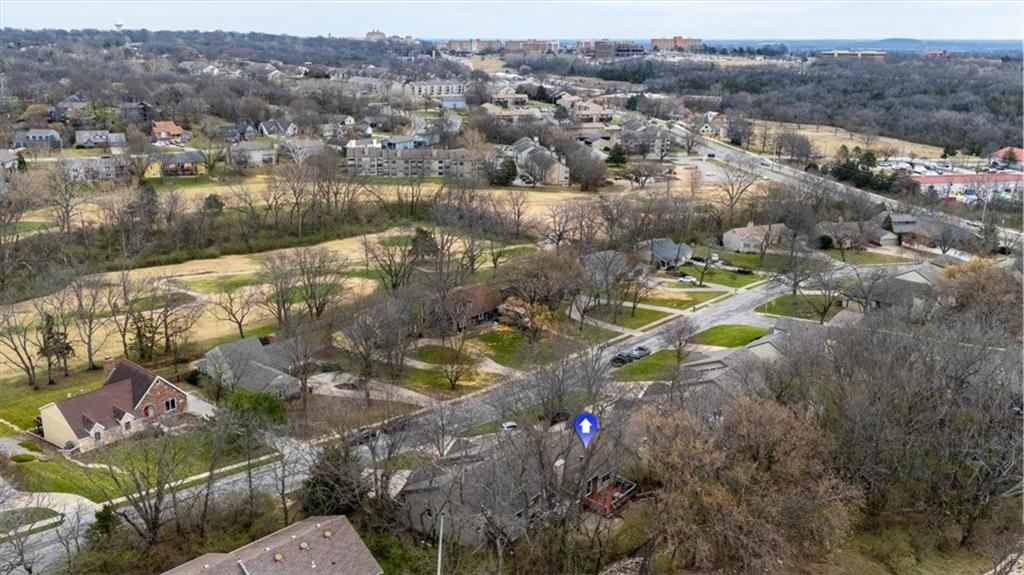 1405 Lawrence Avenue C