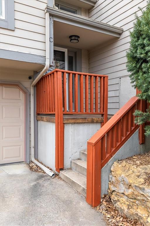 1405 Lawrence Avenue C